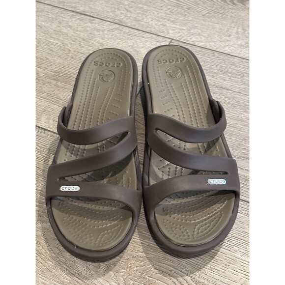 Crocs Patricia Women's Wedge Heel Sandals Brown Shoes Size W10 Slide Slip In - Picture 2 of 5
